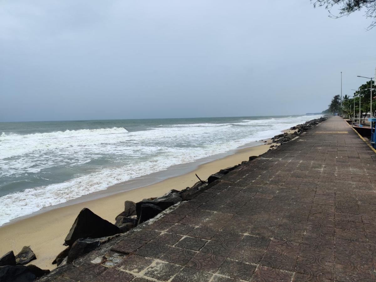 Sajeev Home Stay Cherai Beach Esterno foto