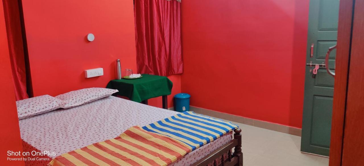 Sajeev Home Stay Cherai Beach Esterno foto