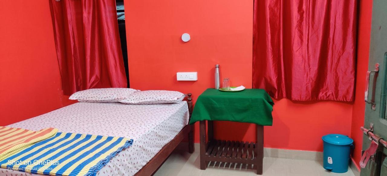 Sajeev Home Stay Cherai Beach Esterno foto