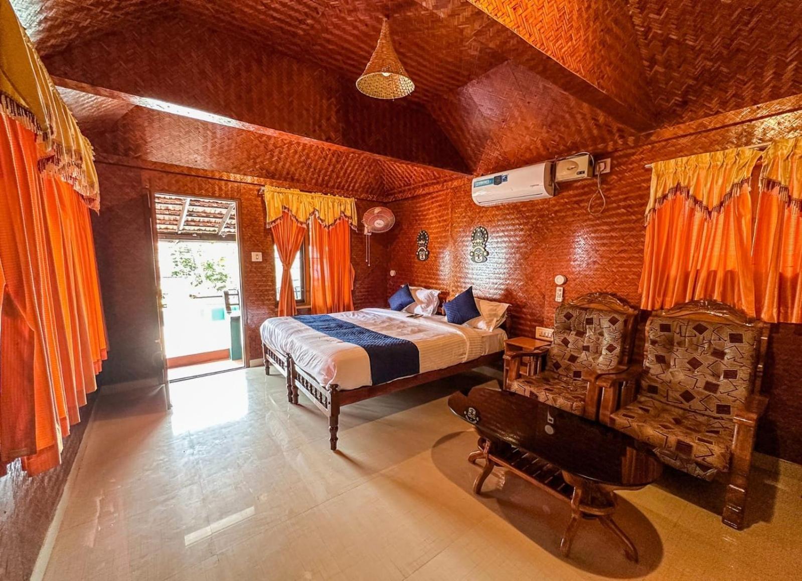 Sajeev Home Stay Cherai Beach Esterno foto
