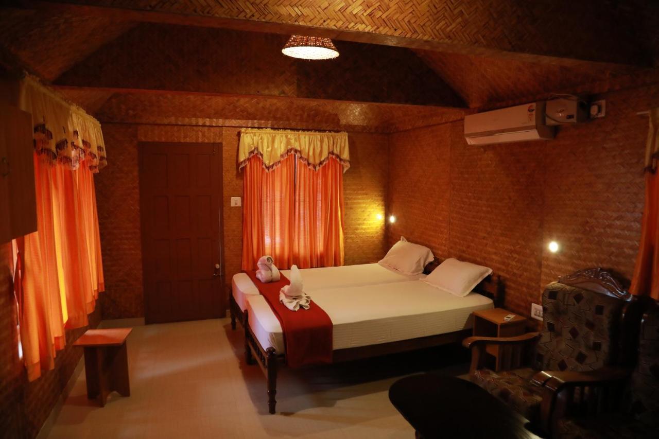 Sajeev Home Stay Cherai Beach Esterno foto