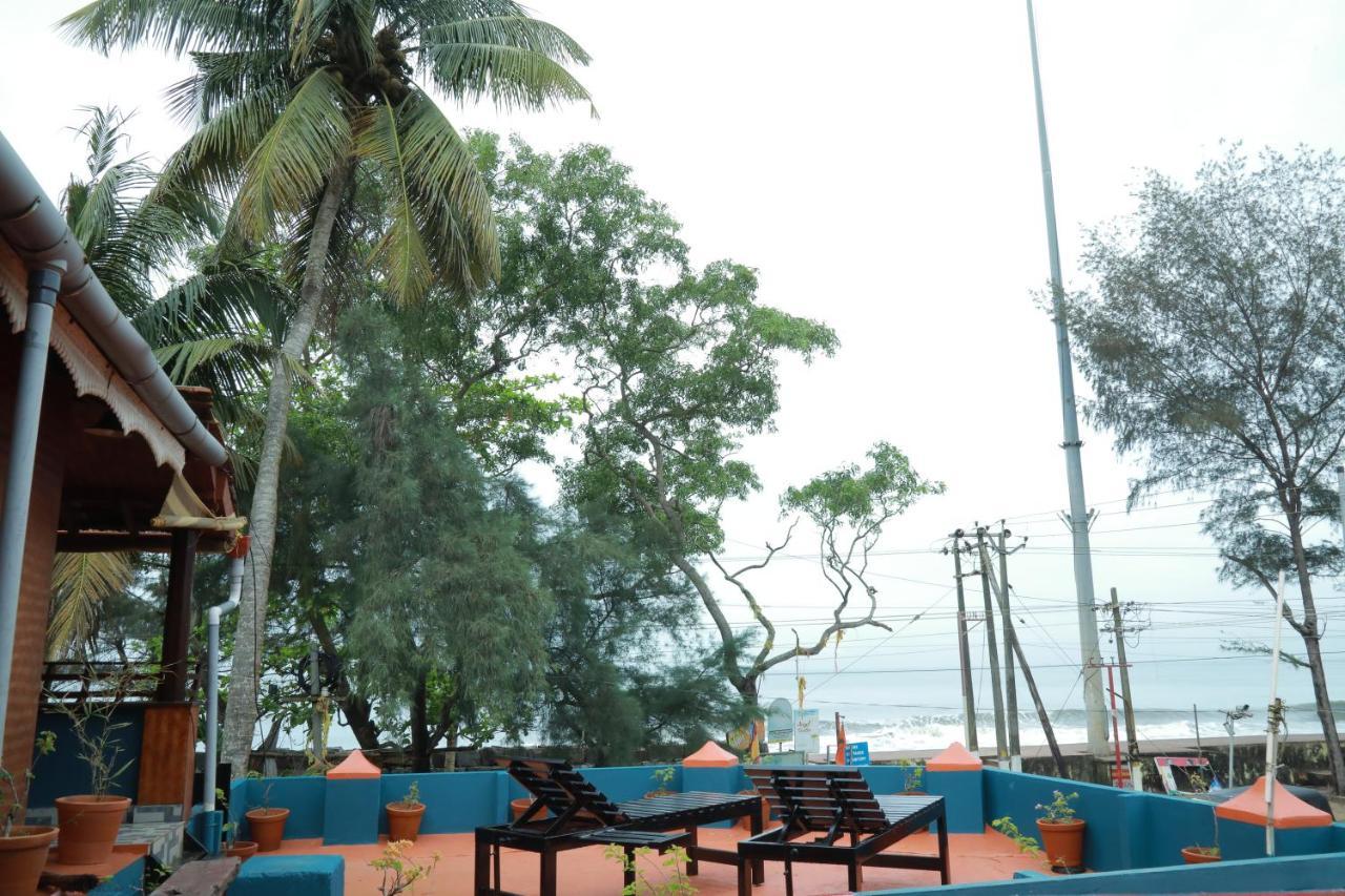 Sajeev Home Stay Cherai Beach Esterno foto